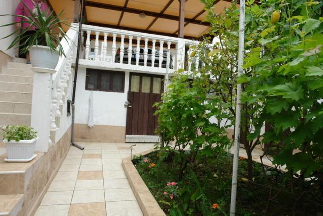 Wisteria Hotell Tivat Exteriör bild